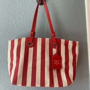 Dooney & Bourke canvas shoulder bag purse white and red stripes